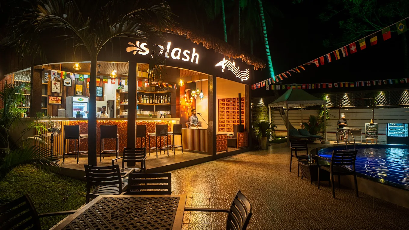 Coral Reef Resort & Spa splash .webp